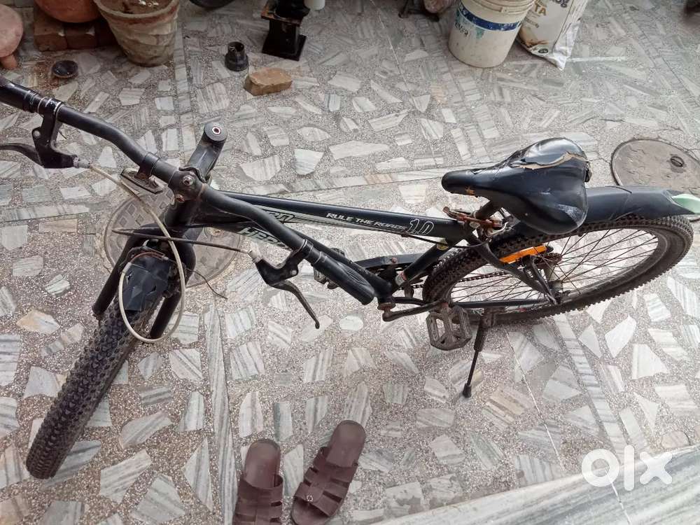 New conditions cycle use very less, new  tyre tube ha