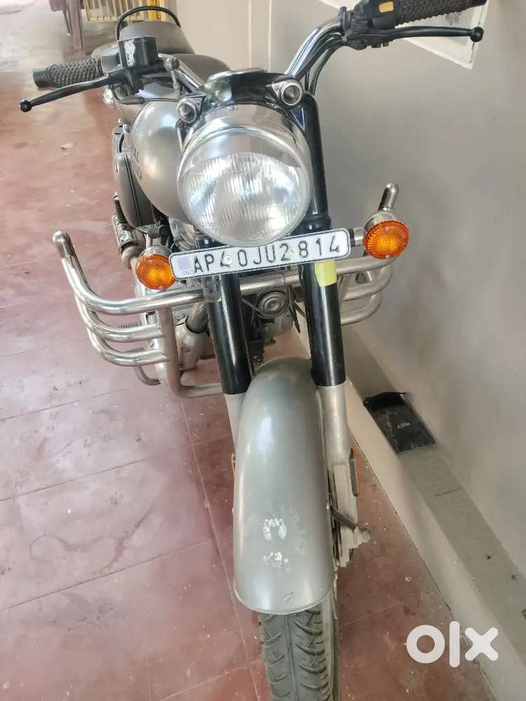 Very Less Used Bullet Classic 350 ESI silver BS VI