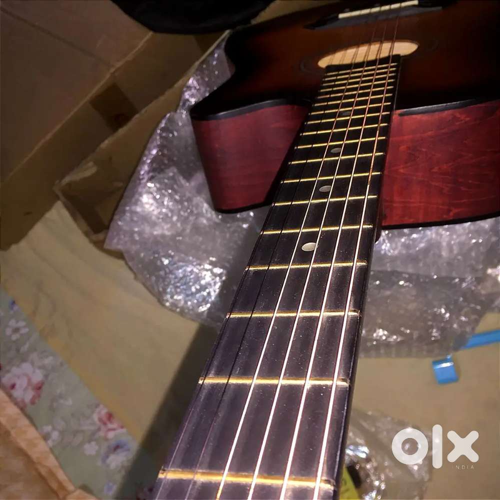 New Acoustic Guitar with Bag & Extra Strings – Perfect Sound brown clr