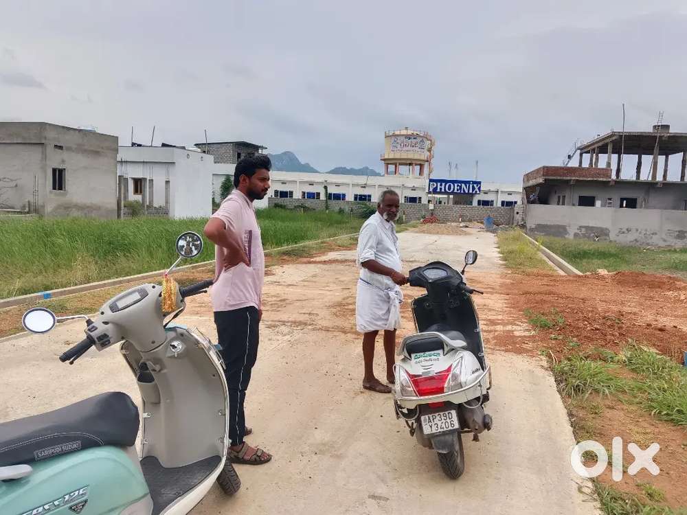 ఇప్పుడే ఇల్లు కట్టుకునేప్లాట్అమరావతి రాజధాని ORR కి రోడ్డుకు దగ్గరగా