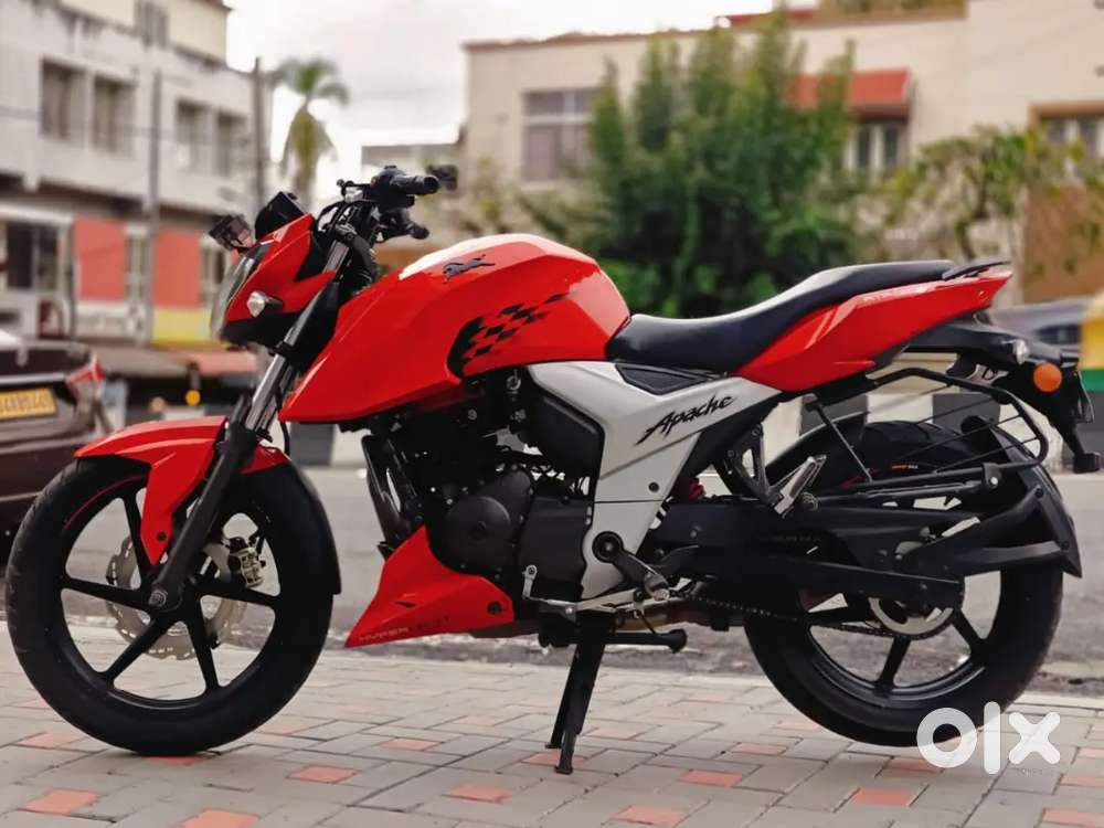 TVS Apache RTR 160 4v