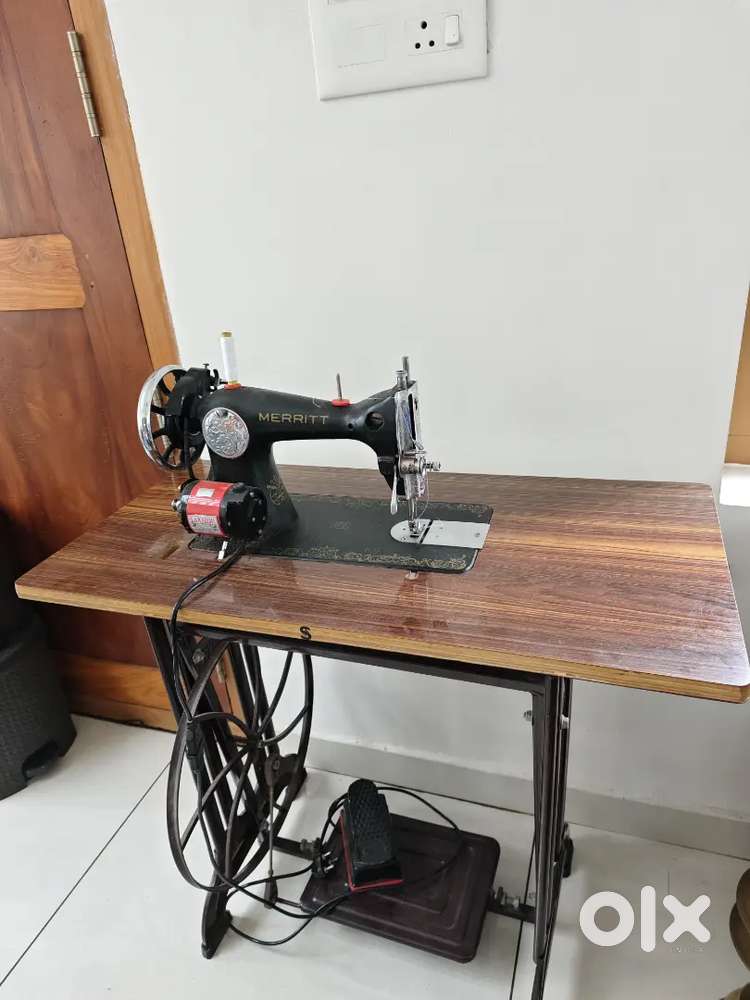SINGER STITCHING MACHINE