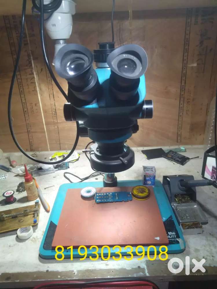 Microscope