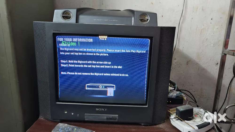 Sony Trinitron Colour TV
