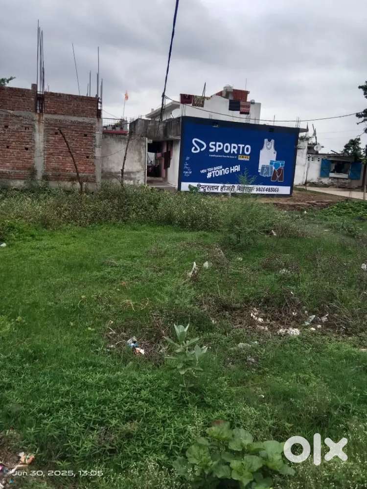 रोड, नाली, पानी, बिजली सर्व सुविधा प्लाट  है प्रगति नगर सिरगिट्टी