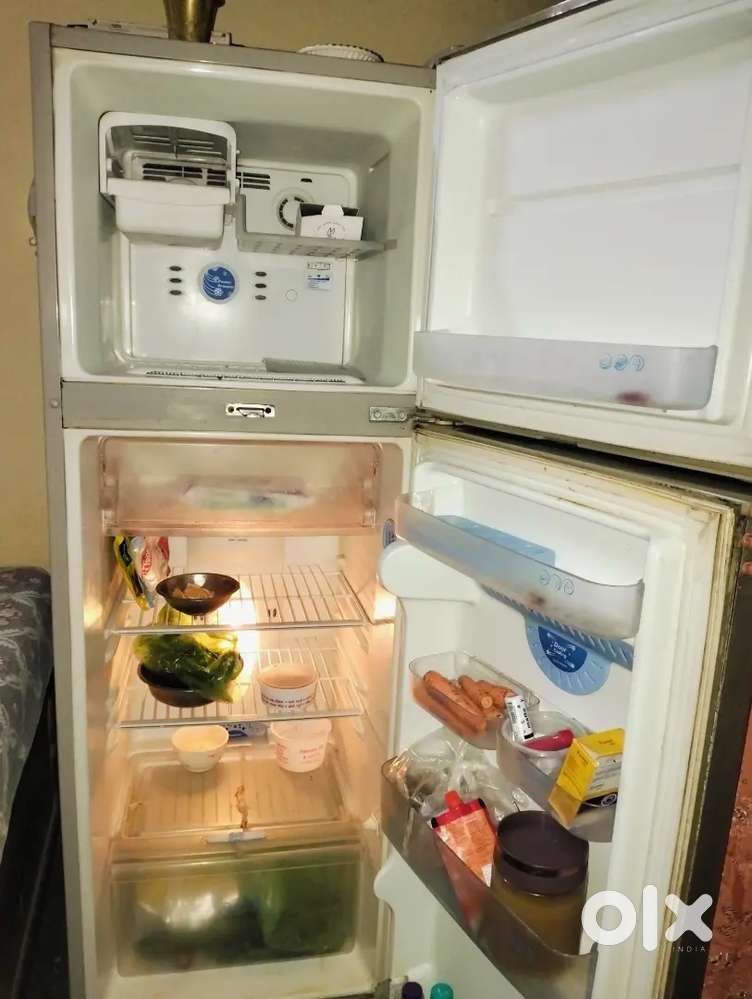 LG refrigerator gud condition double dor fridge