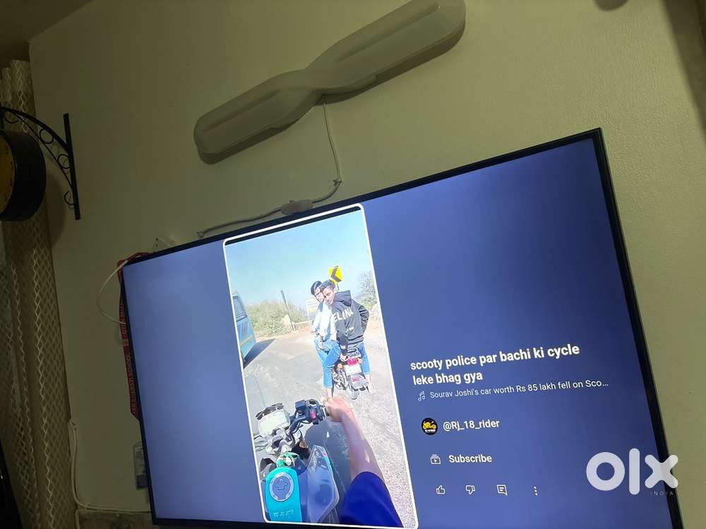 selling Smart MI TV