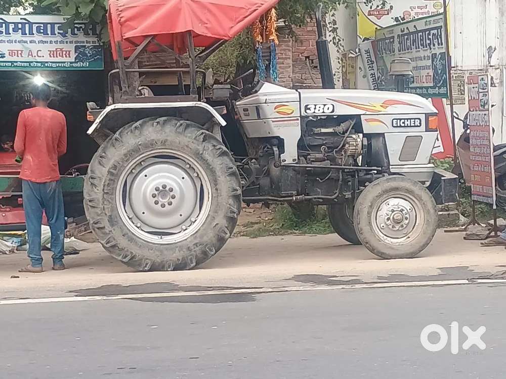Eicher 380 tractor and Poleshar