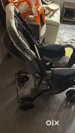 Baby hug pram / stroller