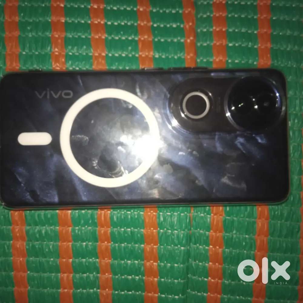 Vivo v50e selling