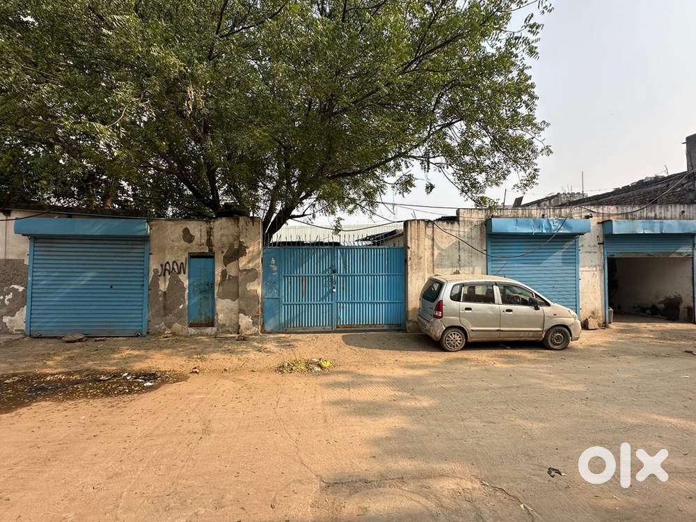 Wide front and good accessibility. Basai Enclave 2 Gurgaon