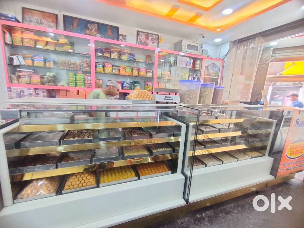 टिक्की / समोसा कारीगर , salesman  व काउंटर सेल्समेन