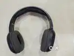 Leaf Bass headphones, 2 year old, 72% noise cancellation, extendable h