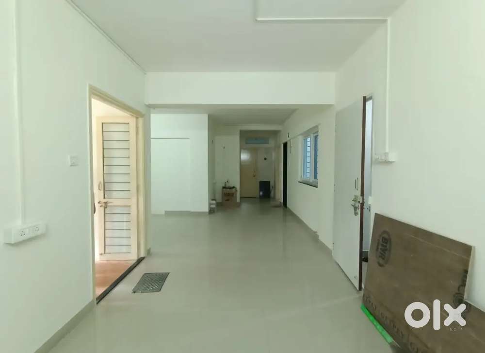 Ready to move office near Hardikar Hospital, Shivaji Nagar Pune.