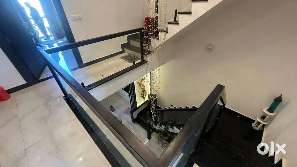 Beautiful 3 bhk house available