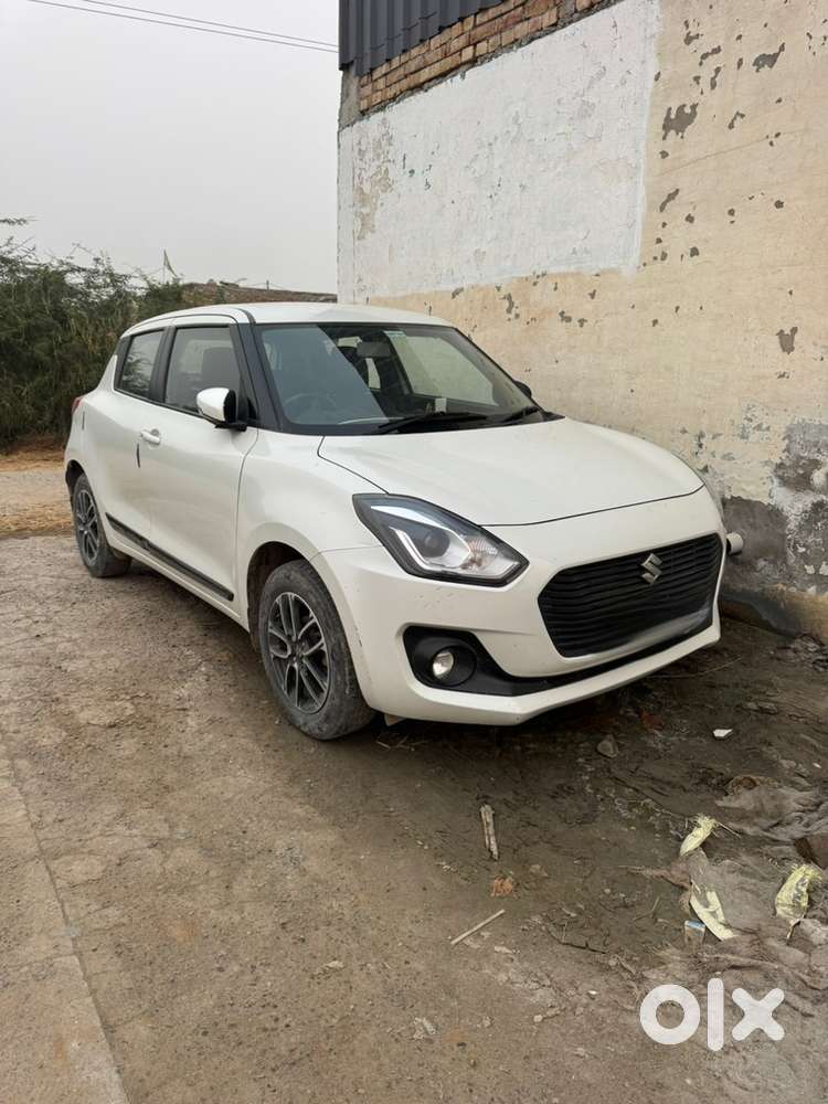 Maruti Suzuki Swift 2018 Petrol 60300 Km Driven
