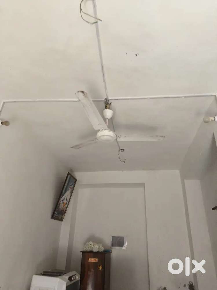 Beautiful shop neat and clean 30 goj