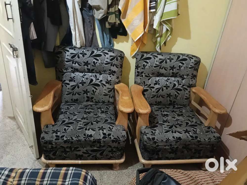 3+1+1 wooden sofa set