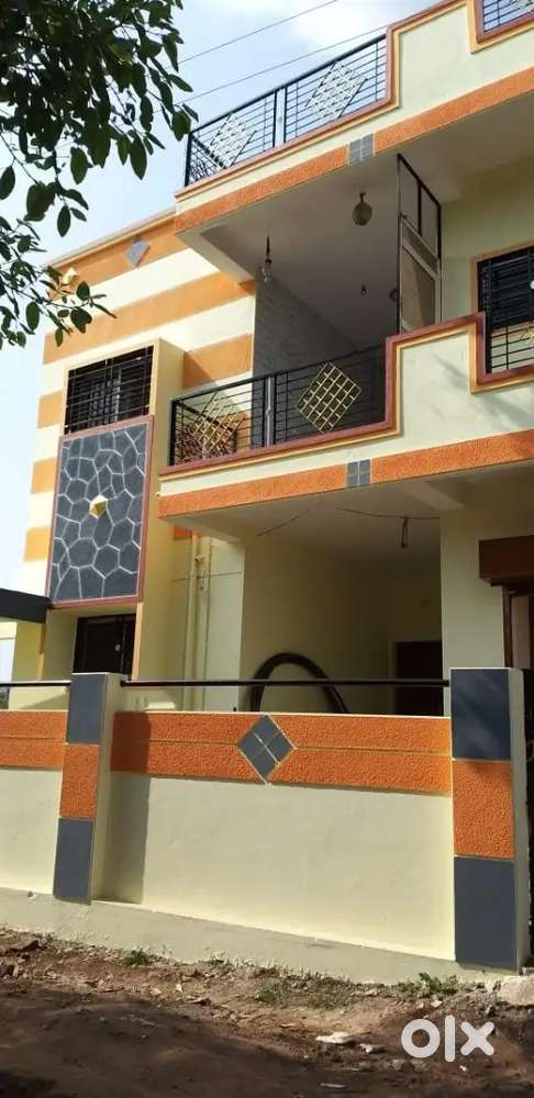 Room is located near Suyash school