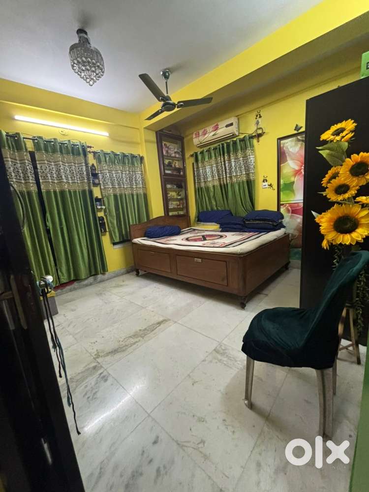 2 BHK Flat for Sale – Jadavpur Station Area (Garfa,Pal Bazar)