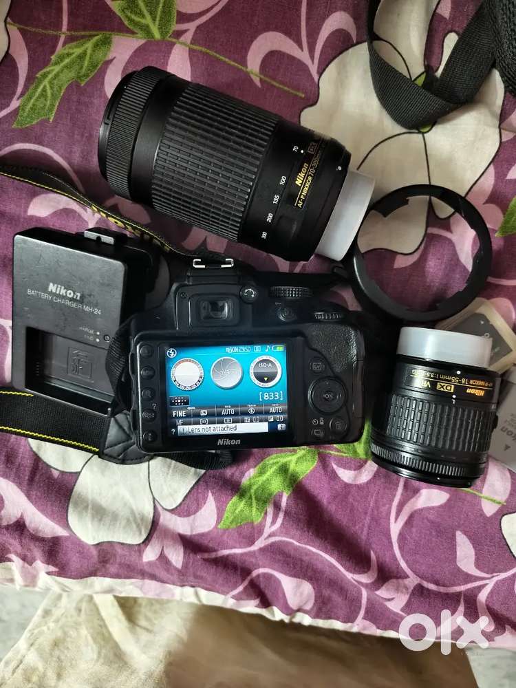 Selling Nikon d3300 4 years old is for 20000