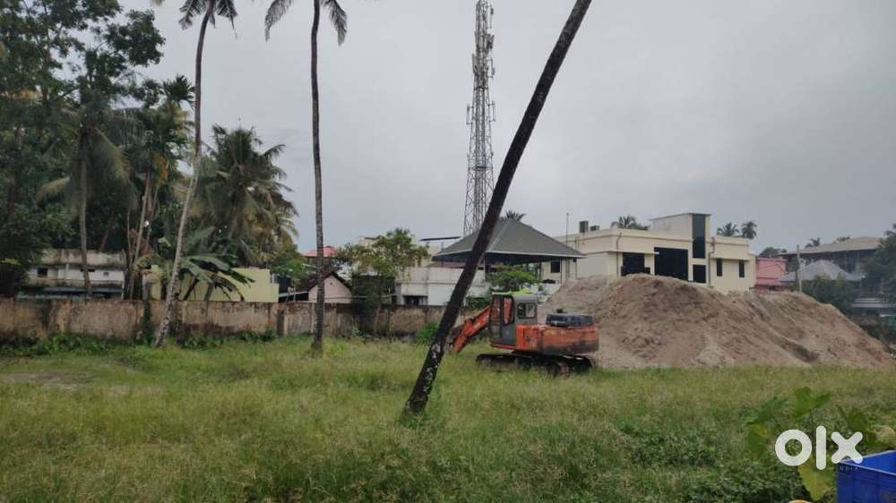 33 cents of commercial plot for sale at Fort Kochi.