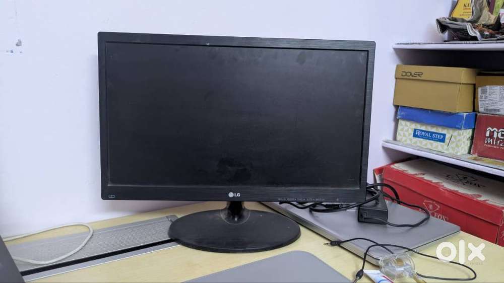 LG 19.5 Inch LED Desktop Monitor