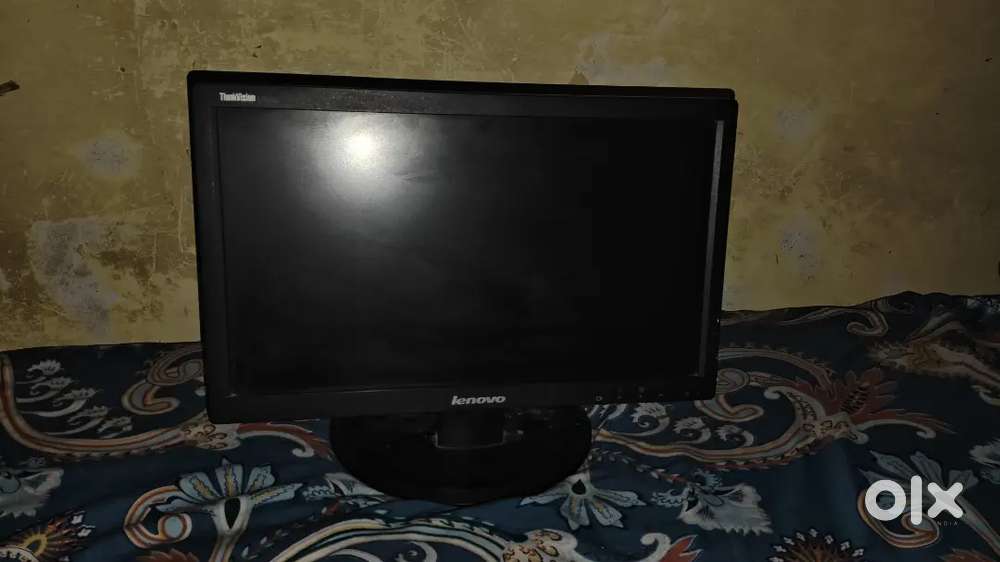 Lenovo
Screen Size18.5 Inches