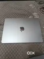 MacBook Air M2