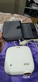 DLP LG MiniBeam PW600G LED Projector 