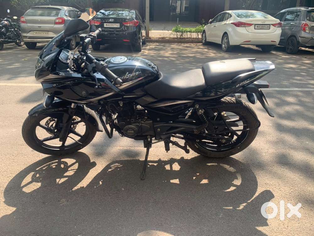 Pulsar 220 in Excellent Condition