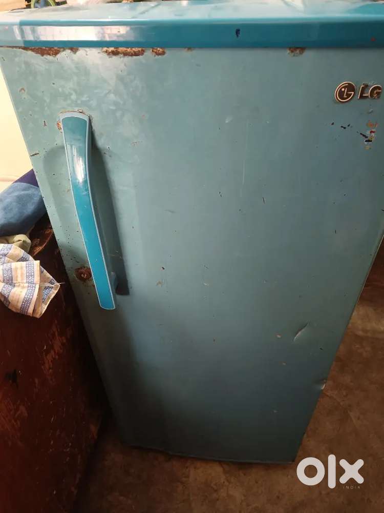 Im sell on 210 ltr  fridge