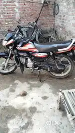 हीरो एचएफ डीलक्स