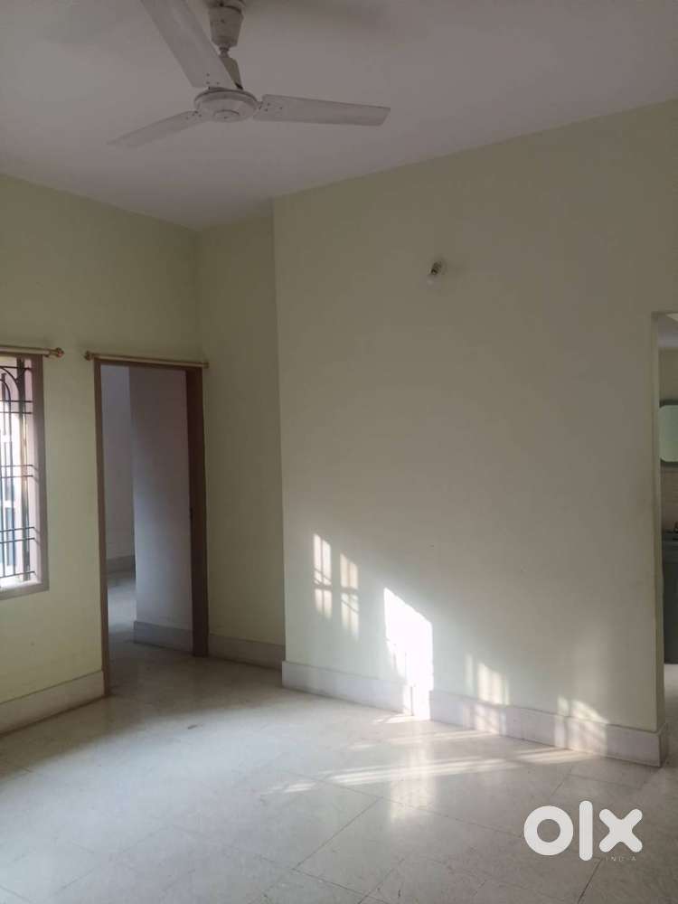 2BHK VEG HOUSE FOR LEASE IN KUVEMPUNAGAR