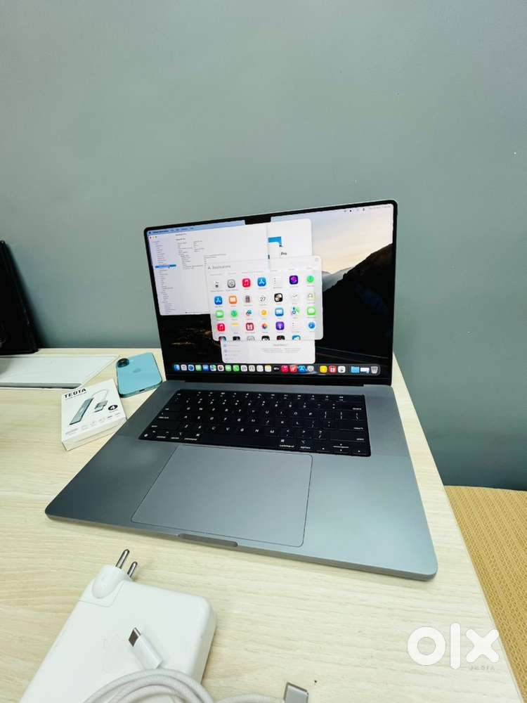 Apple macbook M1 pro 16inch a2485 16gb ram 512gb ssd cycle count 350