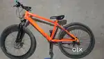 Its a 7 speed gear cycle with disc break tip top condition