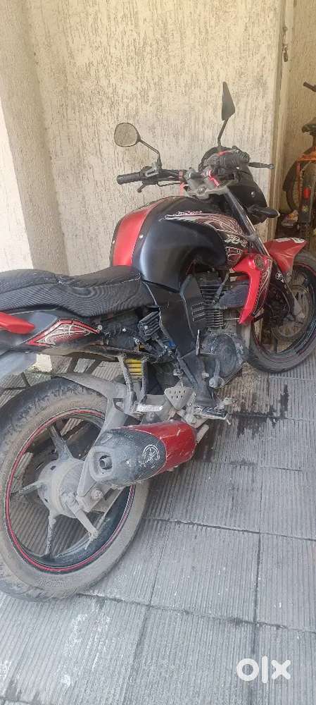Yamaha FZS good condition black red MH