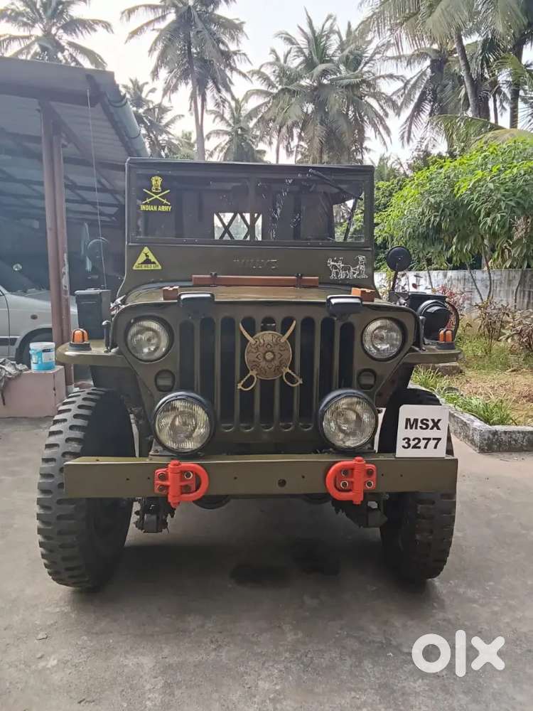 Mahindra Willys 1984