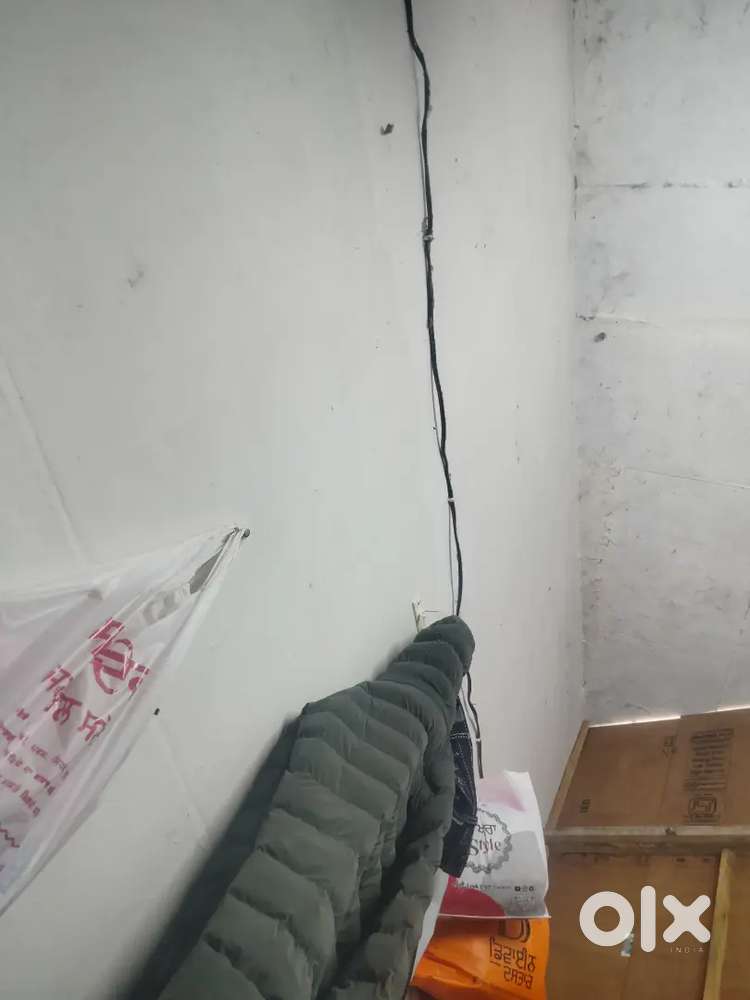 Karigar chahiye ledish butique ka kr newala