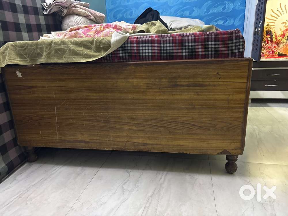Single bed