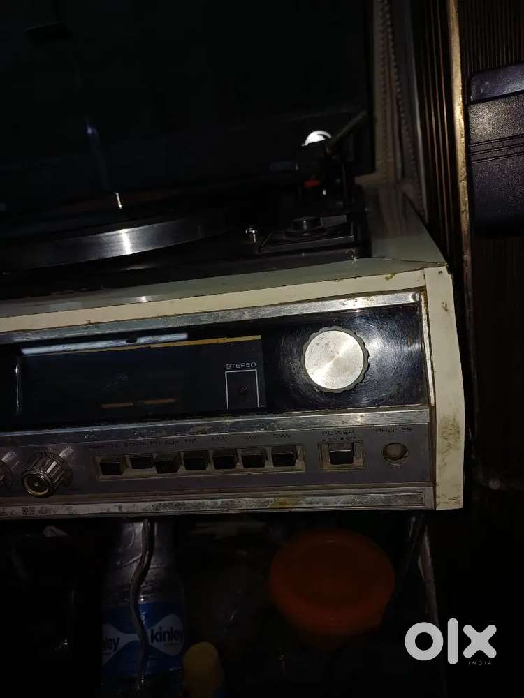 Record player+ radio+tape Record  benetone compny