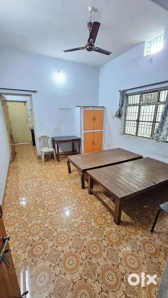 1 Room with Kitchen for Boys only in Nehru Nagar East