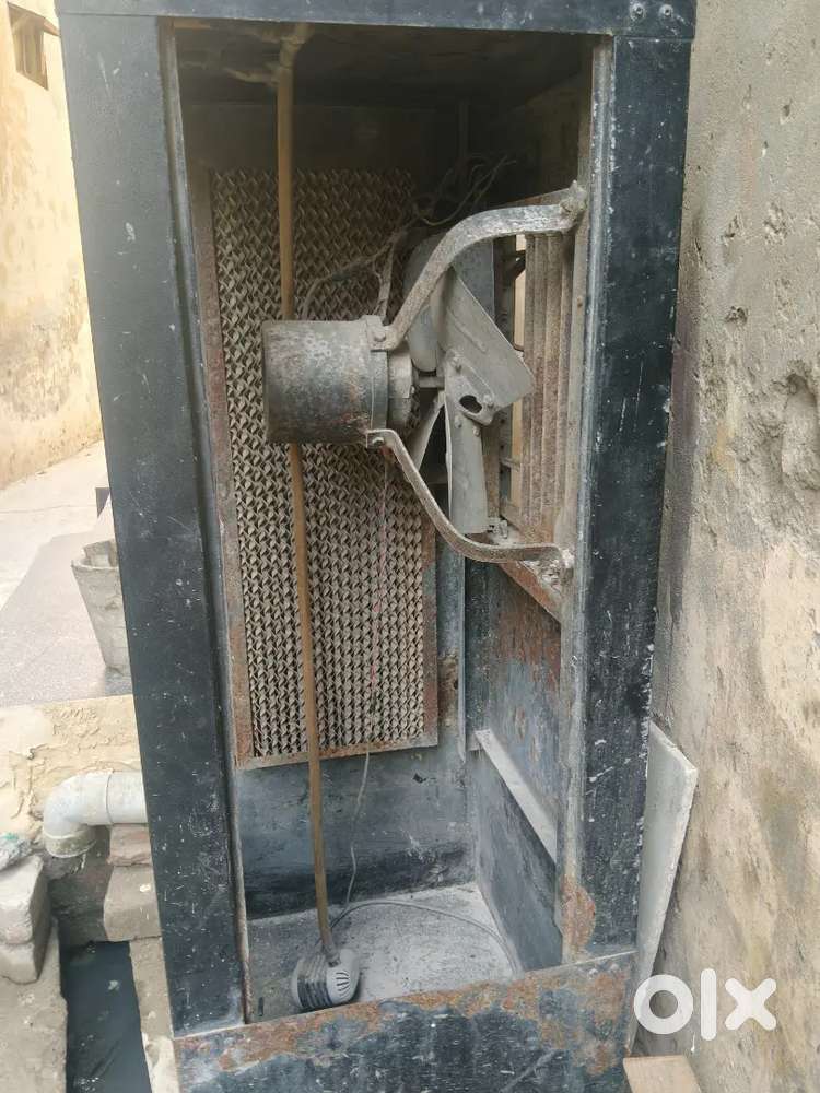 COOLAR FULL SIZE IRON BODY CROMPTON MOTER SET