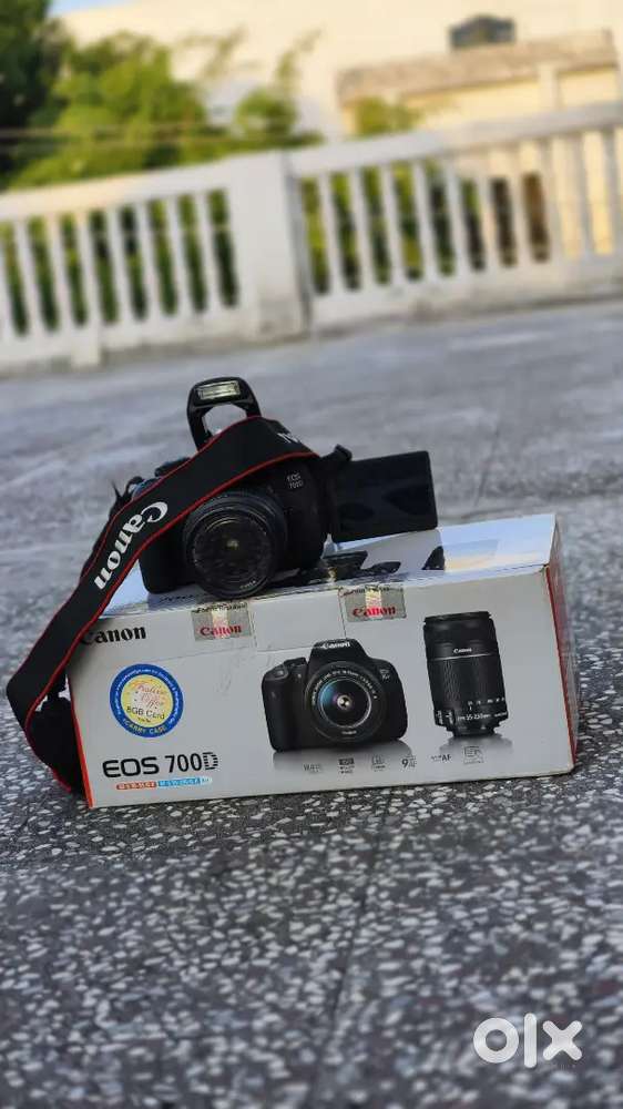 Canon EOS 700D