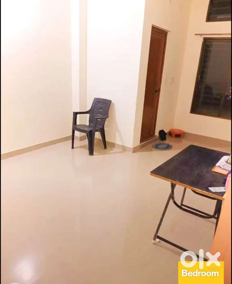 1BHK INDEPENDENT HOUSE  ULUBARI NEAR B. BARUHA COLLEGE