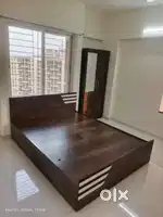 BRAND NEW  STORAGE BED 5*6
