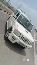 Mahindra Scorpio 2009-2014 VLX 2WD AIRBAG AT BSIV, 2012, Diesel