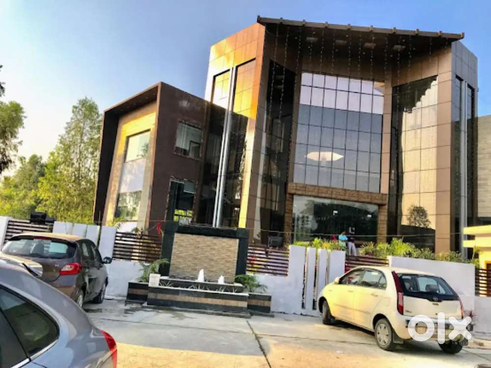 Hospital मे काम करने के लिए लड़के और लड़कियों की आवश्यकता हैं !!