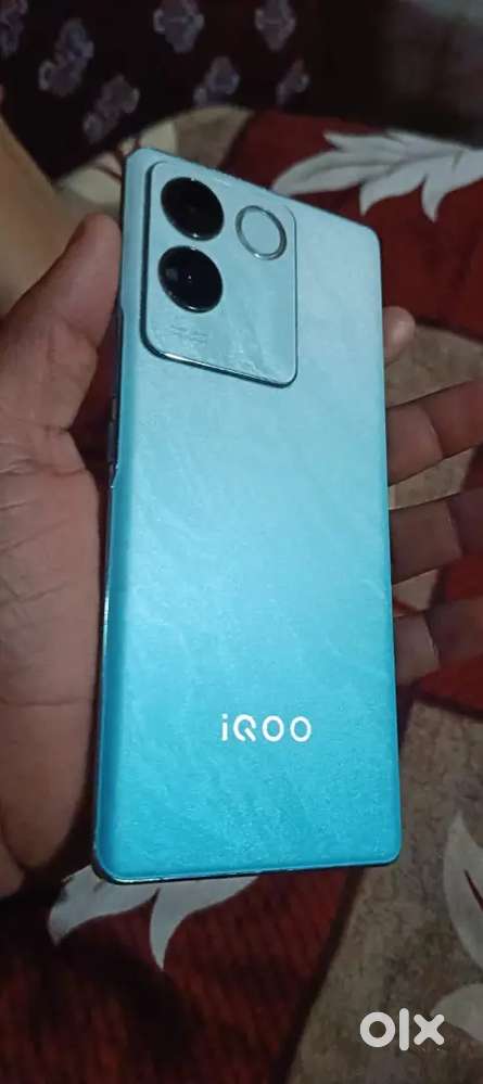 iQOO z7pro 8/256 koy problem nahin Hai