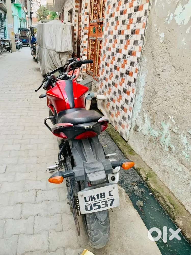 Suzuki Gixer150 good condition arjent sell contact me